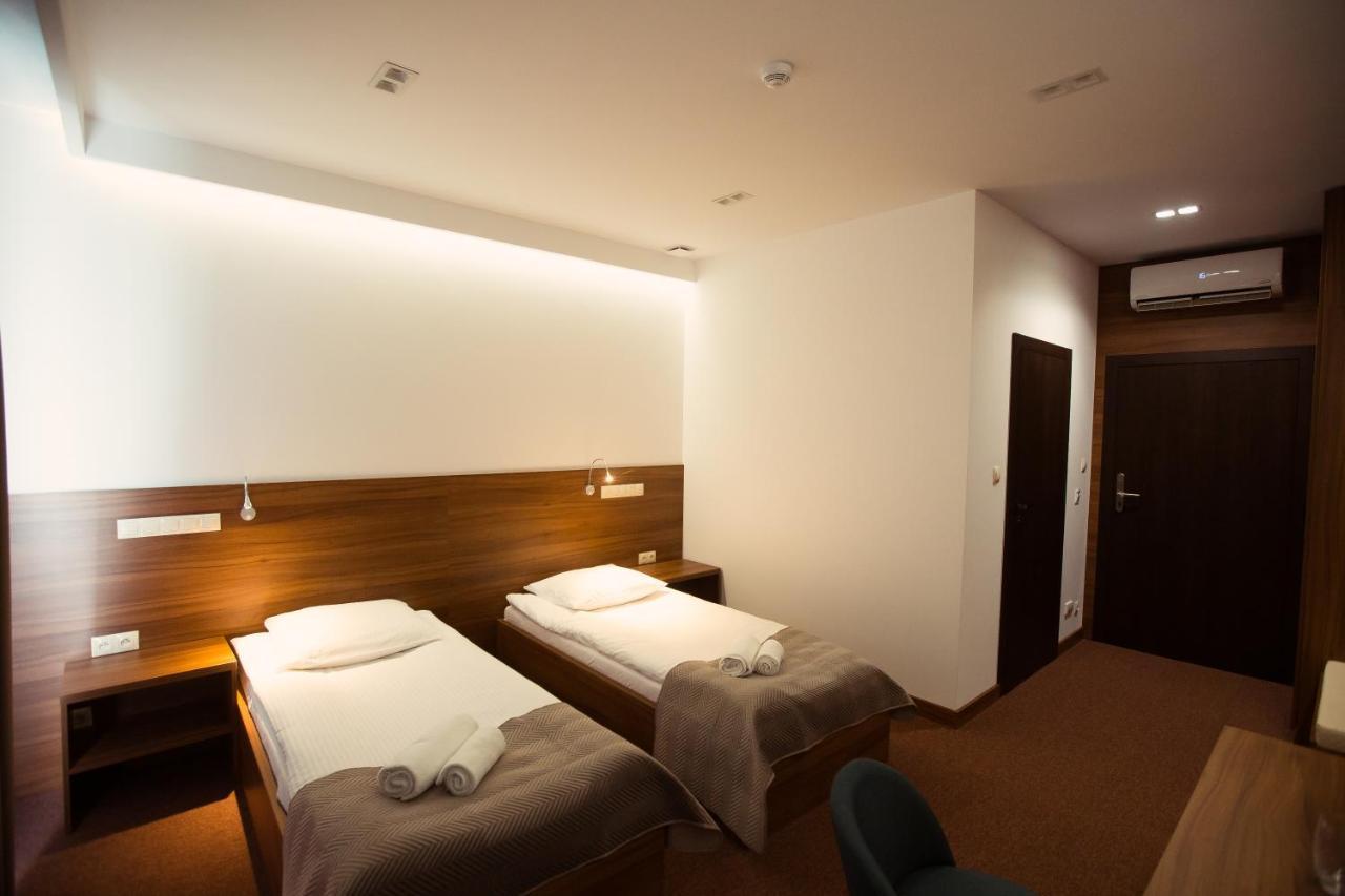 Hotel Rubin Stara Blotnica Eksteriør billede